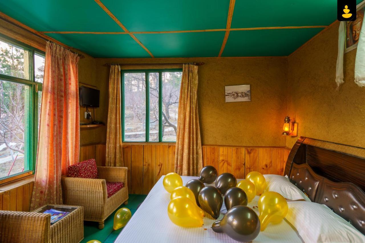 The Monk Campsite By Livingstone Kalpa Exterior foto